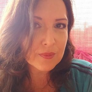 Meet your Posher, Carolyn